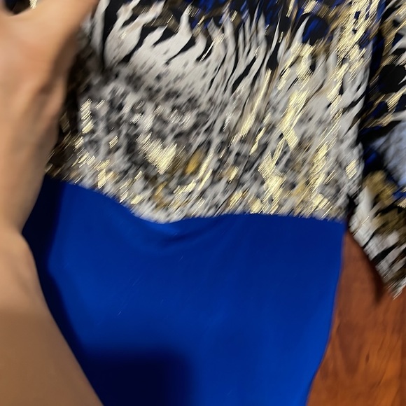 Top - Picture 2 of 7